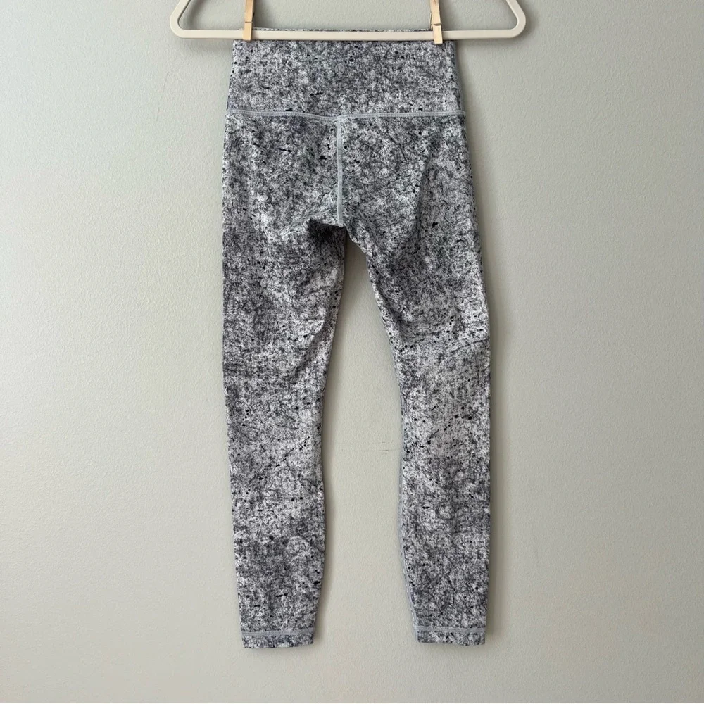 Lululemon Wunder Under HR 7/8 Tight 25” / Antiqued Alpine White Multi / SZ‎ 4